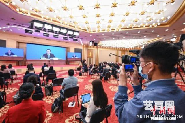      中国：政协会议开幕 人大会议举行新闻发布会